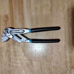 New Hazet Pliers Wrench 762-15 