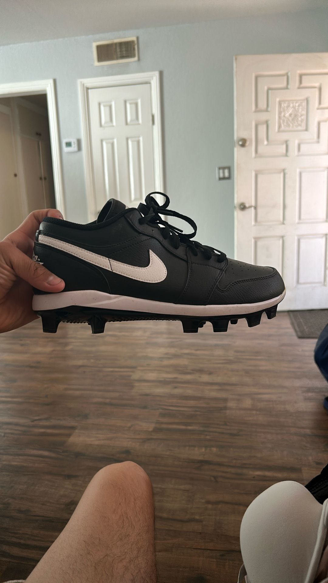 Jordan 1 Low Baseball Cleats