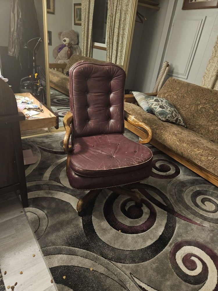 Burgundy Offoce Chair
