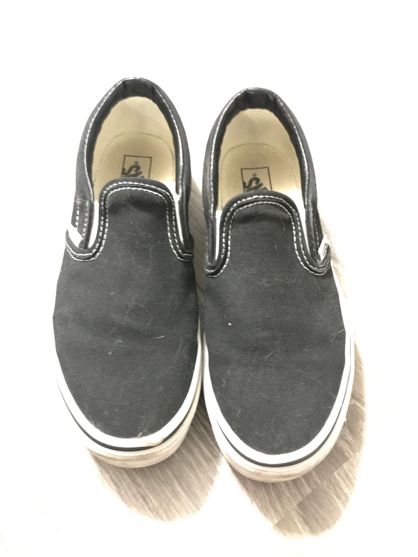 Girl size 4 Vans