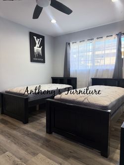 2 Twin Beds And Mattress