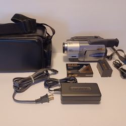 Sony Handycam Hi8 Camcorder 