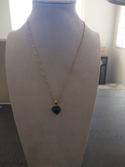 Brand new green jade pendant necklace