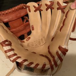 Gal Baseball Glove