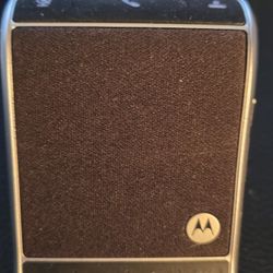 Motorola TZ700 Roadster Bluetooth Wireless FM Transmitter In-Car Speaker