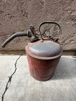 Vintage 5 Gallon Red Metal Gas Can with Hand Pump & Hose – Old Rusty Patina