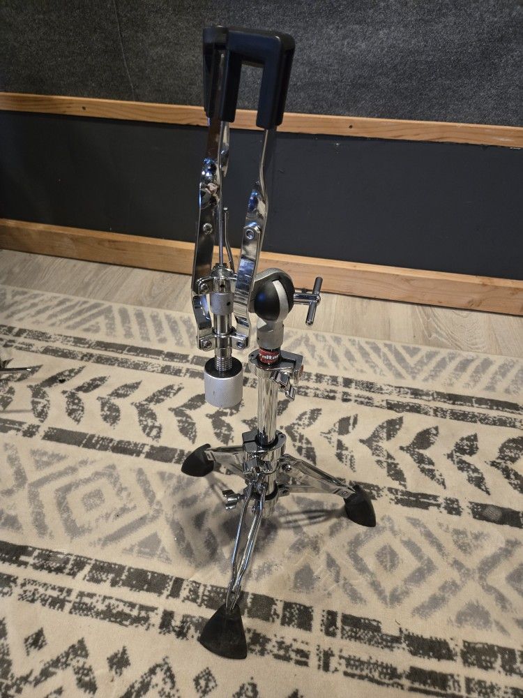 Gibraltar 9(contact info removed) Series Pro Ultra Adjust Snare Stand