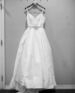 Size 10 White A Line Wedding Dress