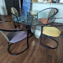 Beautiful Modern Dining Table With Chairs 