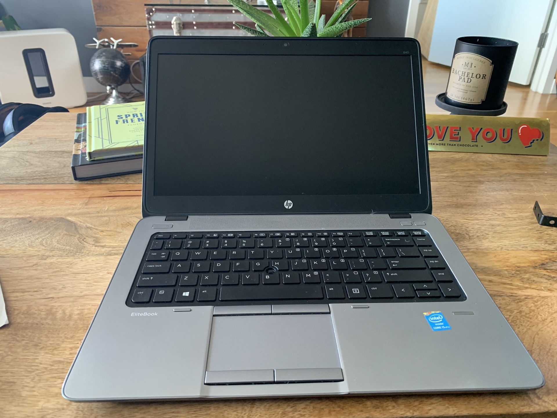 14 in HP inte I5 Elitebook laptop notebook