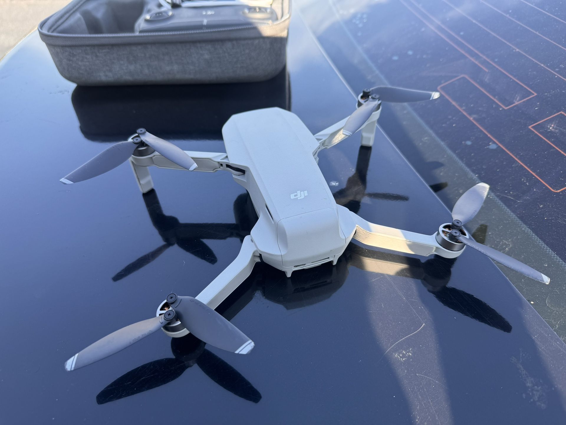 DJI Mini SE Drone