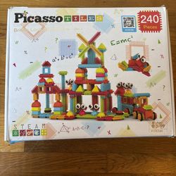 Picasso Tiles 