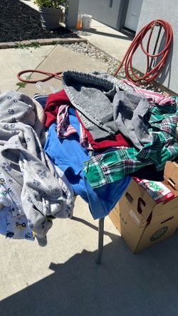 Ropa para dama ,niña,niño,caballero mujer joven zapatos