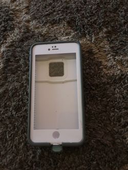 iPhone 6s Plus life proof case