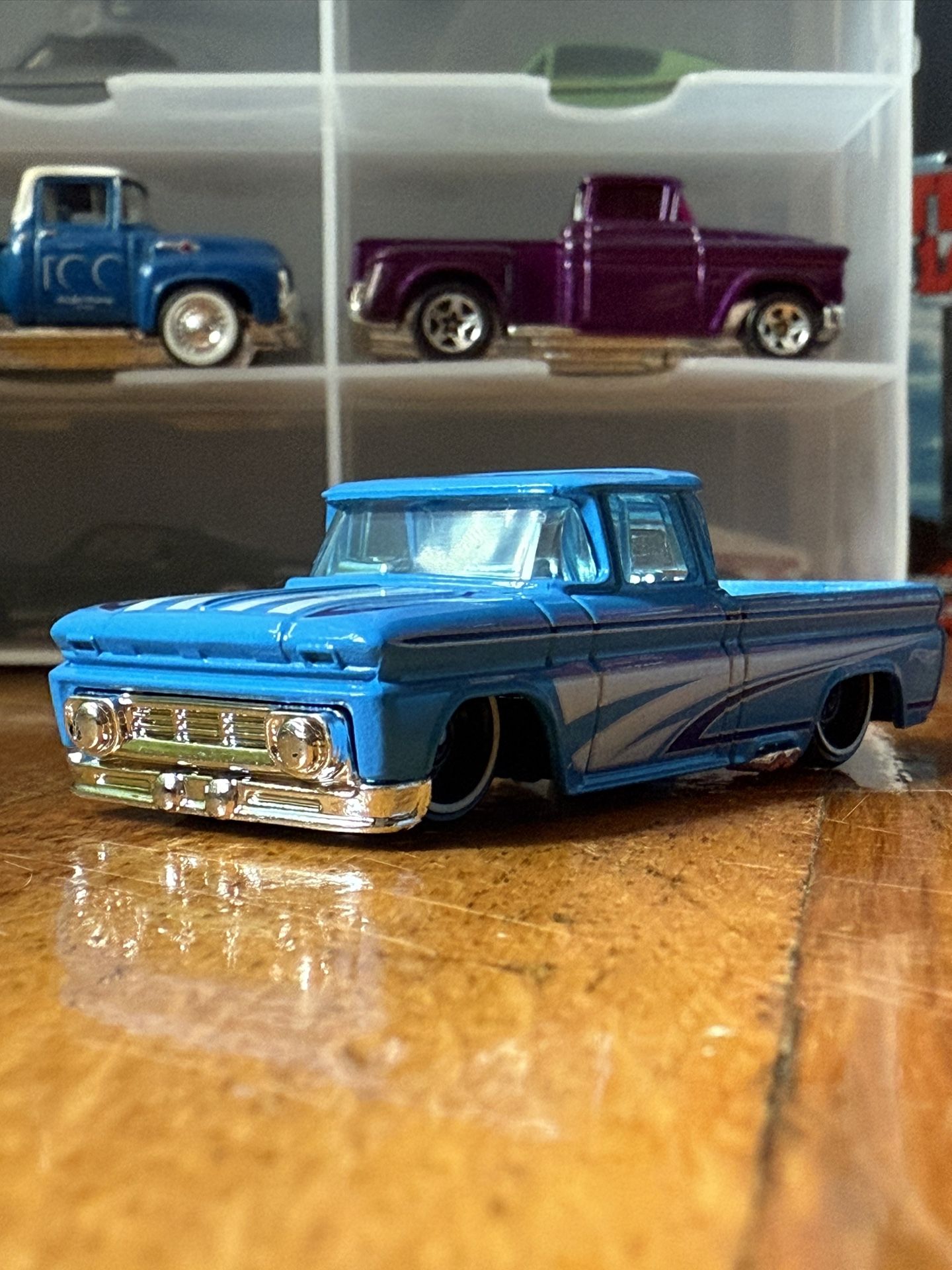 Hot Wheels lCustom '62 Chevy Pick Up blue American Trucks