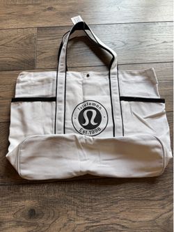 Lululemon Daily Multi-pocket Canvas Tote Bag Natural Black Color 20L-NWT