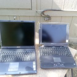 2 Vintage Laptops Working