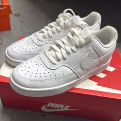 Nike Court Vision Low 