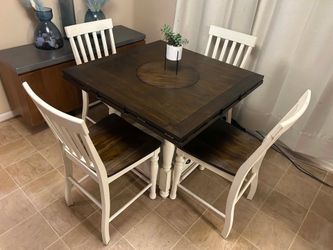 Heppman 4 - Person Solid Wood Solid Wood Top Four Leg Dining Set
