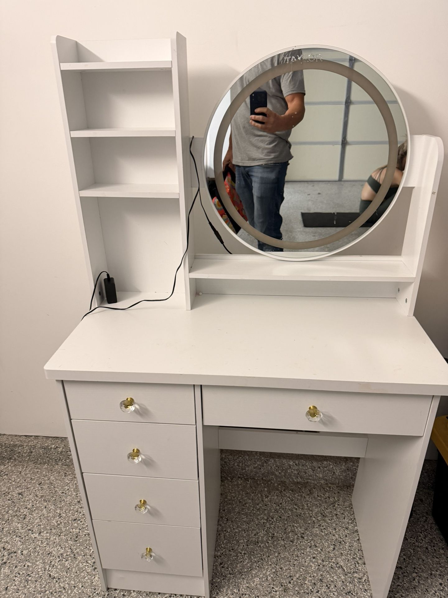 Vanity
