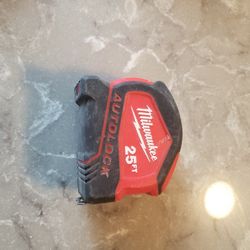 Milwaukee Measuring Tape