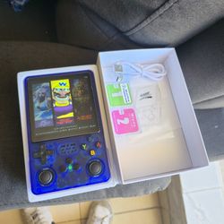 R36s Ultra (VIDEOGAME EMULATOR)