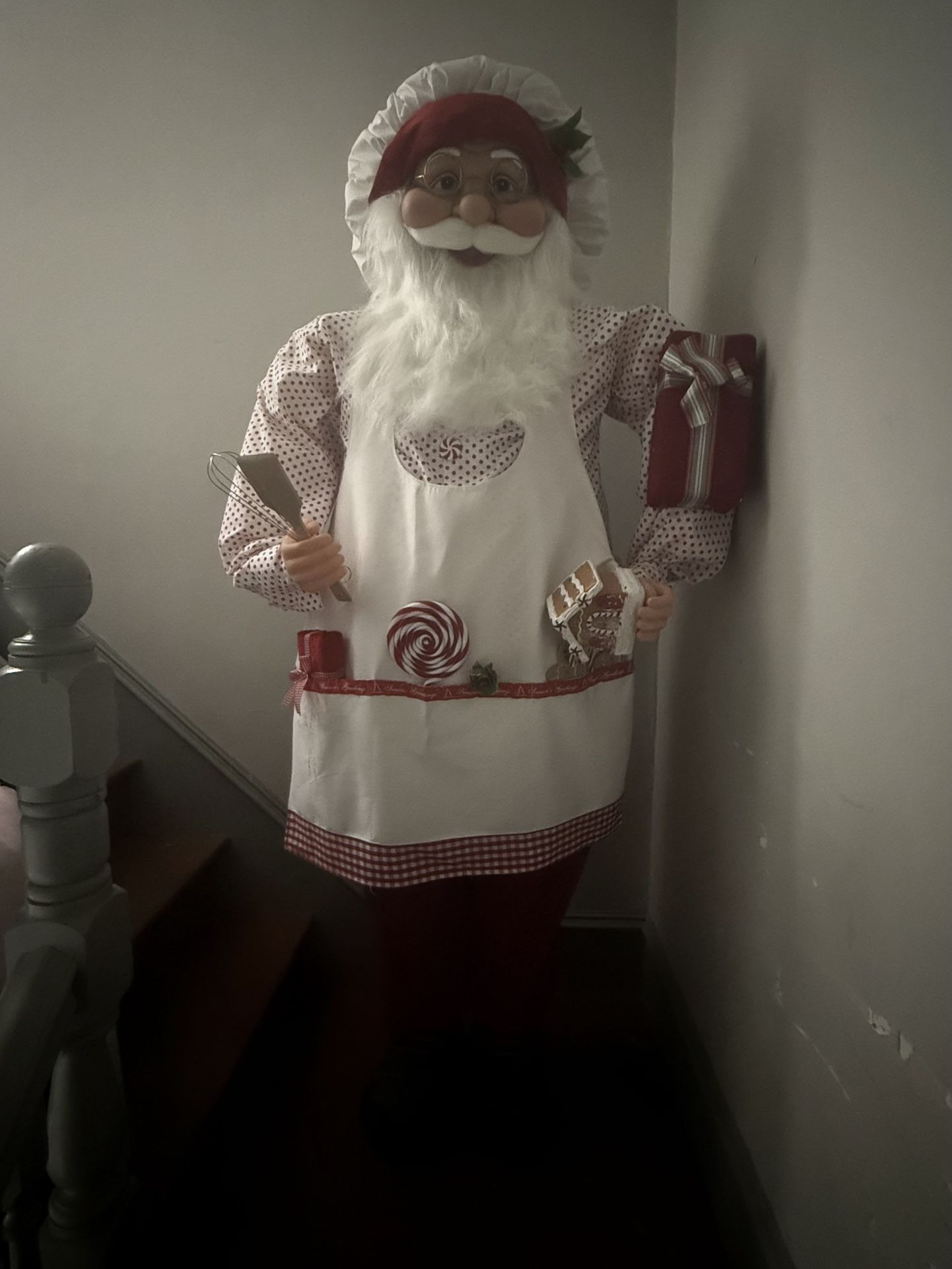 6ft Standing Santa