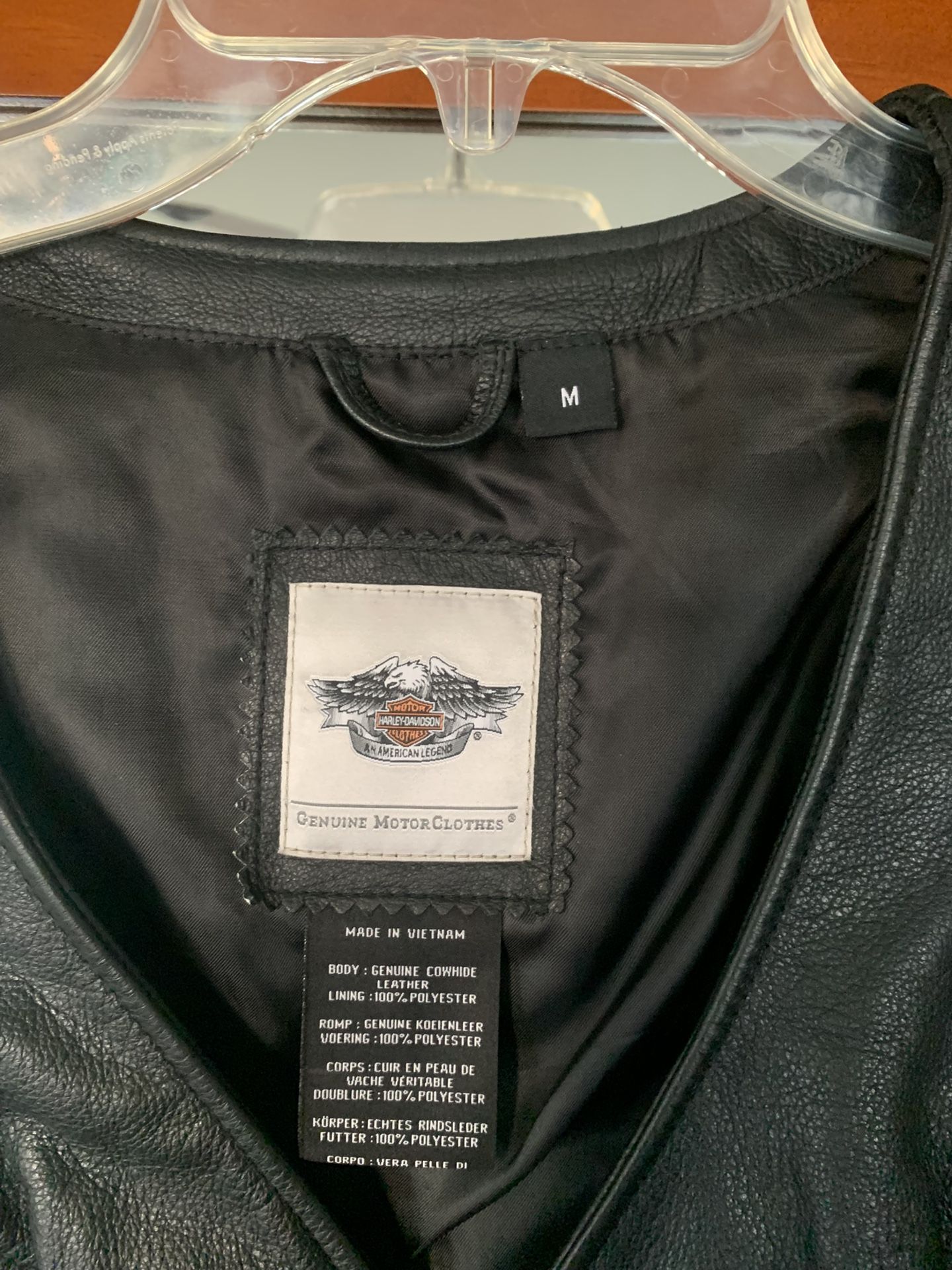 Women’s Harley Davidson Leather Vest Worn Twice! Medium