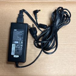 Genuine OEM HP AC Adapter Model PPP014S Input 100-240V 2.4 50/60Hz Output