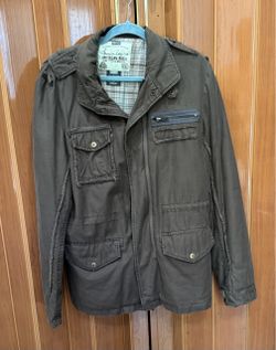 American Rug brand jacket. New, size medium.