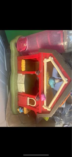 Barn farm toy