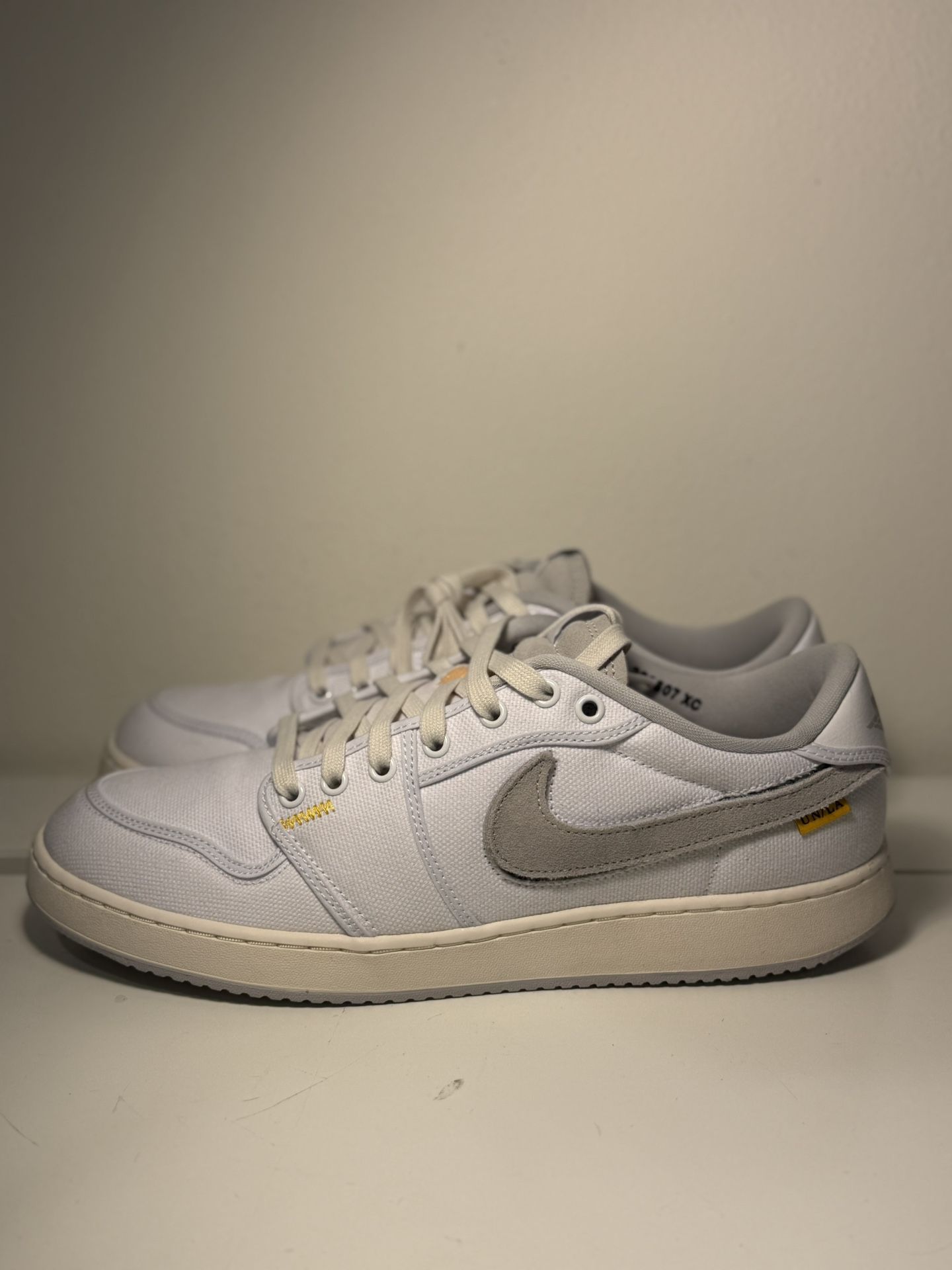 Union Jordan 1 Low Ajko White Canvas Size 13 Used