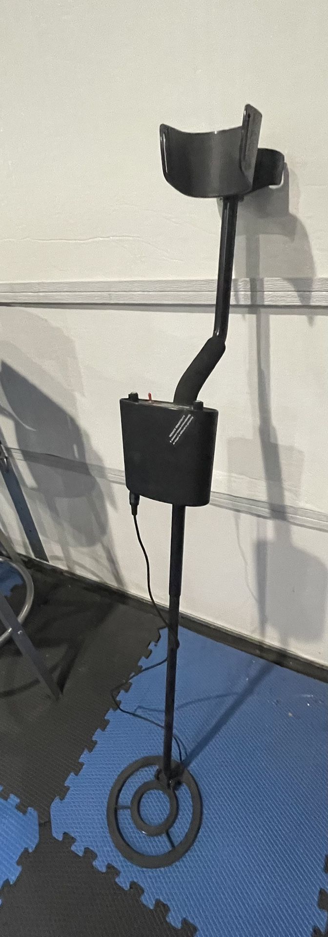 metal detector, fishing magnet and pinpointer