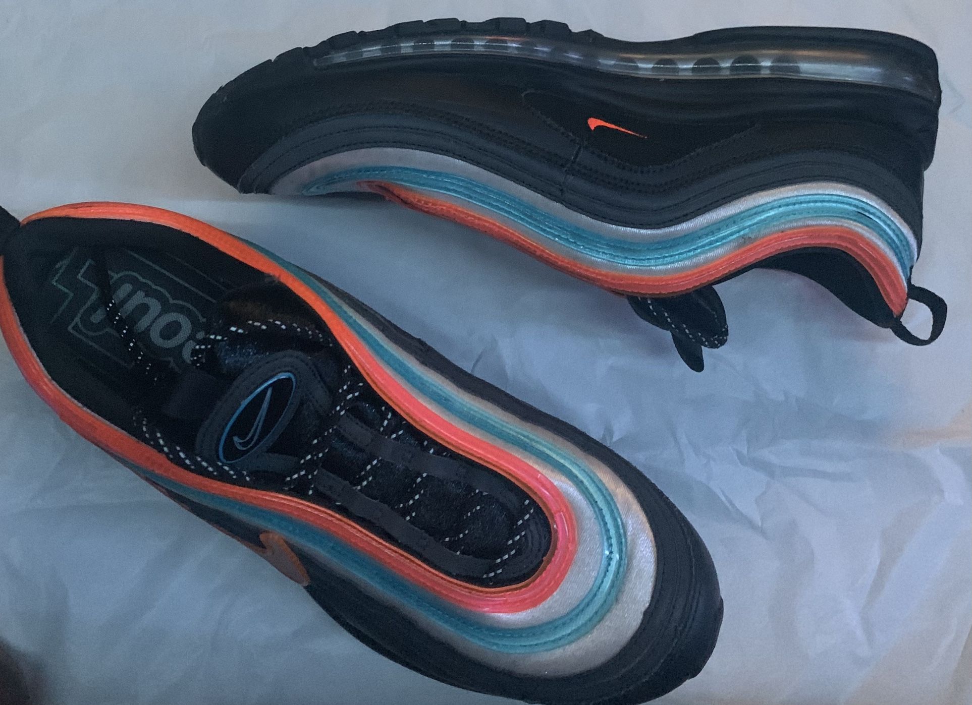 Nike air best sale max neon soul