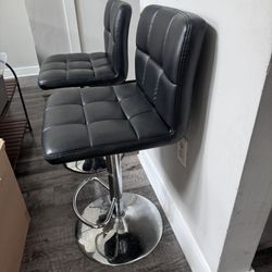 Black Bar Stools 