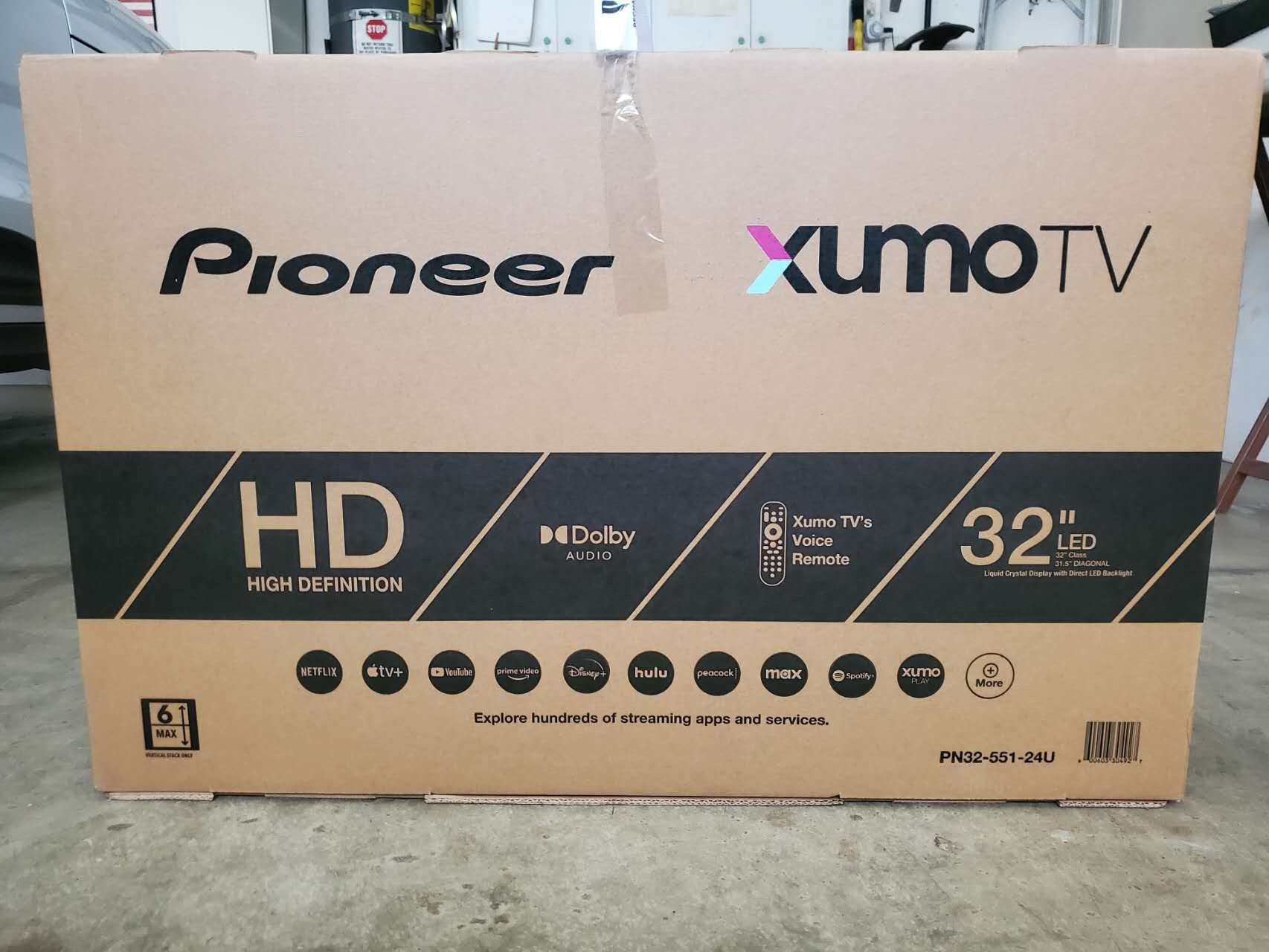 Pioneer 32” Class LED HD Smart Xumo TV