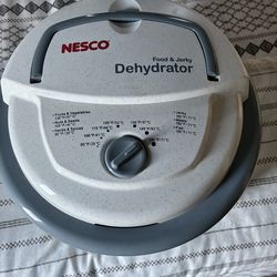Nesco food dehydrator