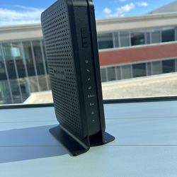 Netgear c3700 n600 DOCSIS 3.0 Cable Modem Router 2-in-1