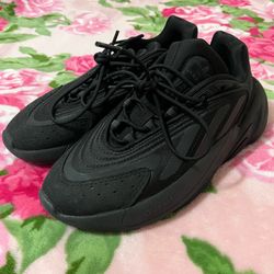 Adidas shoes kids size 4.5