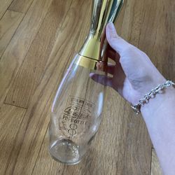 Beam’s Pin Bottle