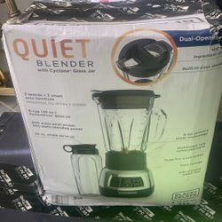 Quiet blender