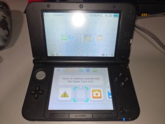 Nintendo 3DS XL Red and Black