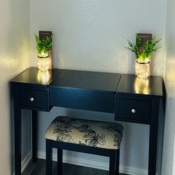 Vanity Table