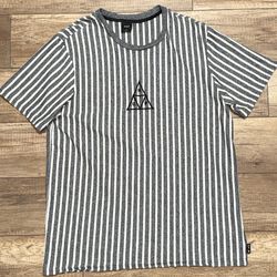 Huf Worldwide Embroidered Striped Grunge Skater Y2K Short Sleeve T Shirt Mens XL