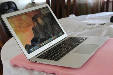OMG BEAUTIFUL MACBOOK AIR SALEE