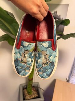 Authentic Gucci slip on sneakers 37