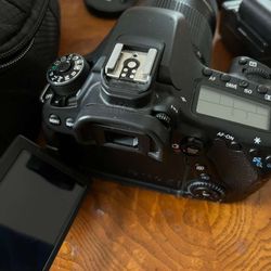 Canon EOS 80D DSLR Camera with 18-55mm Lens