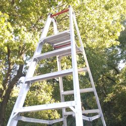 Werner 12' (16' Reach) Aluminum Step-platform A-frame Ladder W/ Wheels