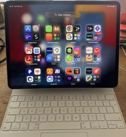 Apple iPad Pro 5th Gen 512GB