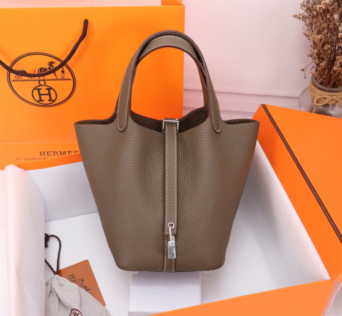 A very retro-style bag